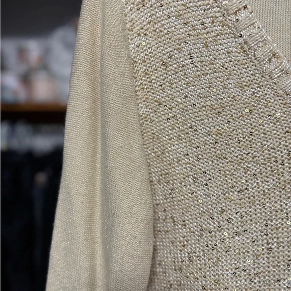 Charter Club Cream V-Neck Sweater - Picture 4 of 4